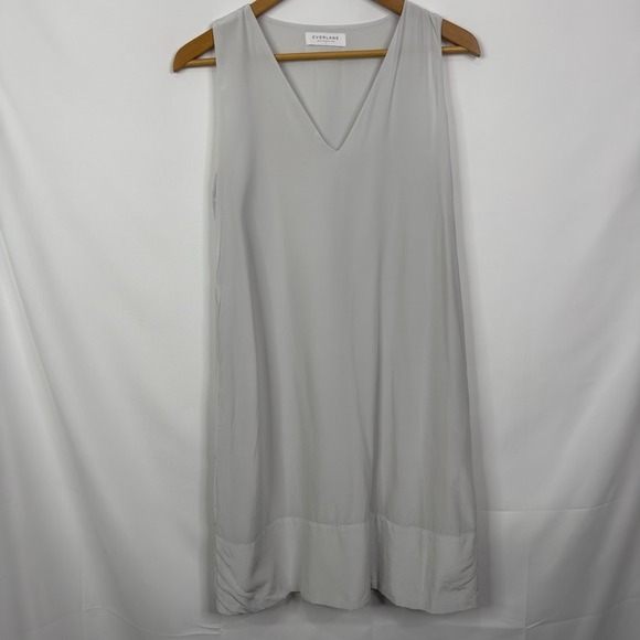 Everlane Gray V Neck Sleeveless Silk Shift‎ Dress Size 2 - Picture 8 of 8